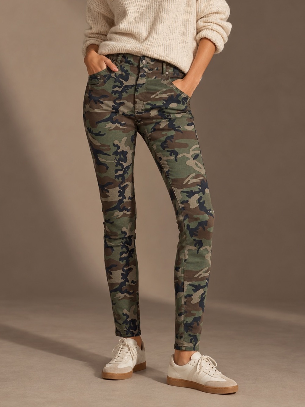 Anthropologie Avec Les Filles Camo Skinny Pants Size S